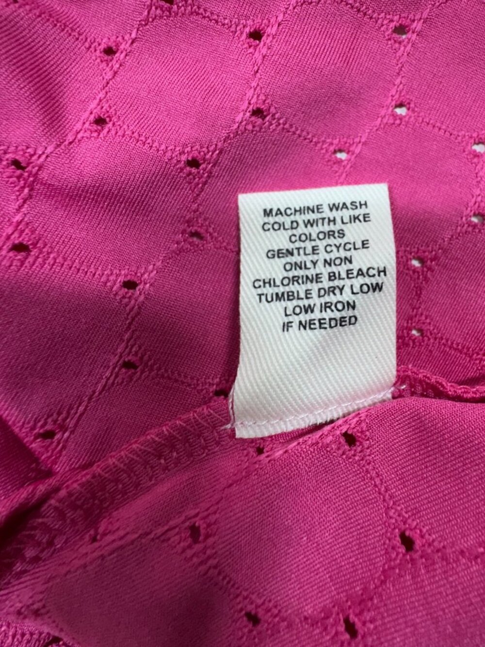 Kim & Cami Hot Pink Eyelet Flutter Sleeve Blouse Medium Boho Top - Picture 7 of 8